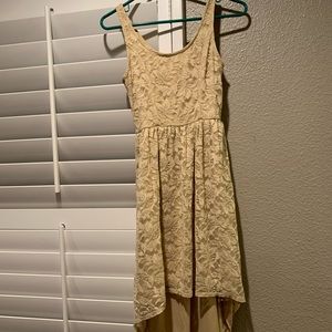 Fio Fio beige lace dress sz L